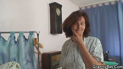 孤独な、角を得た 美 乳 エロ