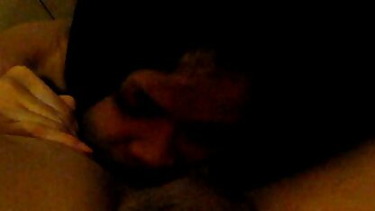 女の子舐めてるお尻bf 熟女 少年 セックス