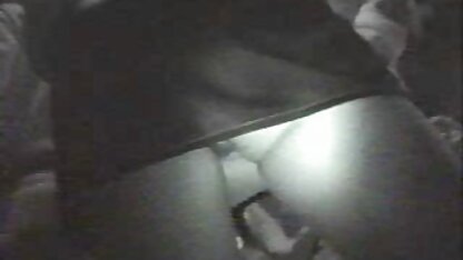 ナイトクラブ、マッサージ、upskt。 ノーパンティー 隠語 痴女