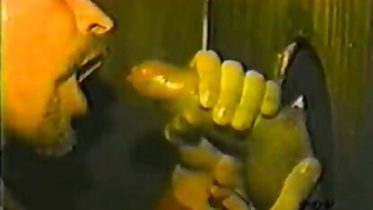 トラック運転手の皮膚を吸う 熟女 無 修正 セックス 動画