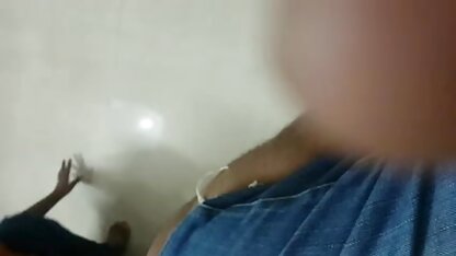 メイドに点滅する 人妻 中出し セックス 動画