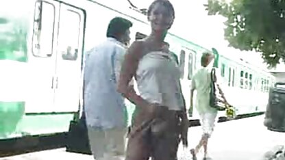 セクシーな公共女の子