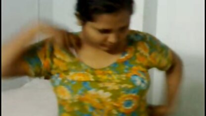 インドのかわいい女の子の後シャワー 超 乳 黒 ギャル