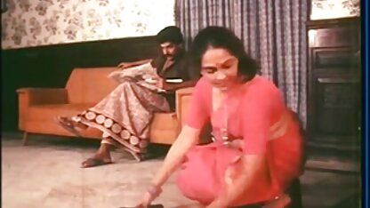 ディビジョンショーを助けるインド、 無 修正 中出し セックス 動画
