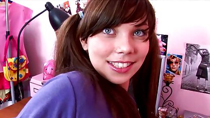 ピンクの下着でアニメ 無料 エロ 動画 素人 巨乳