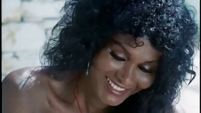 ティナ-エクランド-オーケストラ-スティン-ケルキラ エッチ 画像