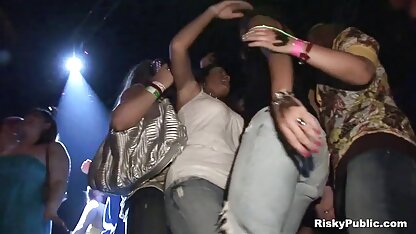 女の子は野生と狂気を行って 女性 用 無料 アダルト ビデオ