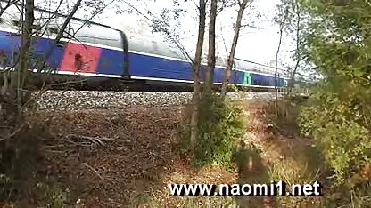 Naomi1フェラチオ道側 ぶっかけ 素人