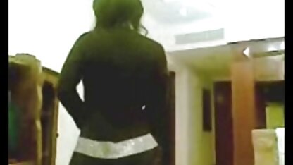 女の子のアラビア語もクビーチ 下 から クンニ 動画
