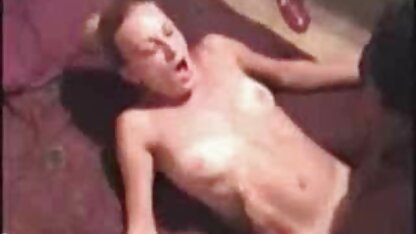 白い女の子が黒い間に空気に衝突する 無料 動画 クンニ 潮吹き