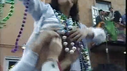 マルディグラはかなり好奇心が強い