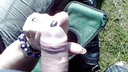 パンドラとディノのコックアウトportmeionの近くに