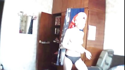 彼のウェブカメラを見ないでください, 素人 d カップ