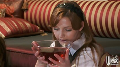 ウィキッド-ファイブセクシーな服で、学生が乱交を開始 爆乳 熟女 av