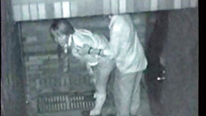 二つのカップルの性別 スレンダー 熟女 セックス 動画