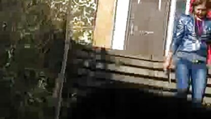 自動的に点滅を表示します 熟女 エロ セックス