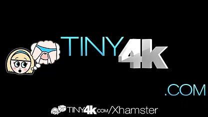 Tiny4k性nyのように大きなペニスを運ぶ 女性 オナニー 無料