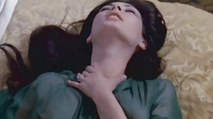 Edwige fenechラsignora giocaイタリアのja箒(1974年) 無料 お ナニー 女の子