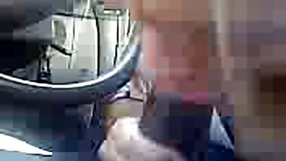 ディープ、ディープ、運転中のフェラ 姉 弟 h 動画