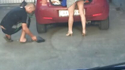 デッキの中央にハイスピリッツ がに股 エロ